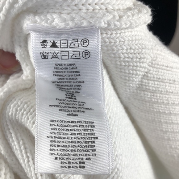 Michael Kors white cable knit, long sleeve, crew neck sweater. Women’s size XL - Picture 5 of 5